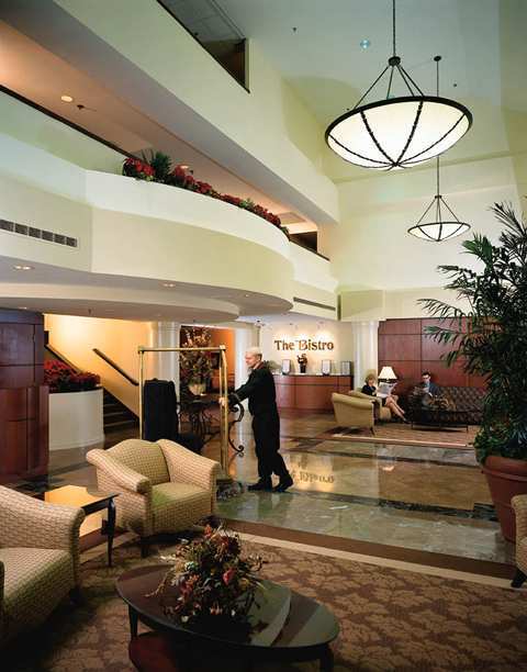 Doubletree Suites By Hilton Hotel Cincinnati - Blue Ash Шаронвилл Интерьер фото